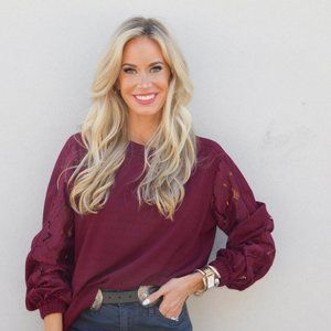long sleeve crewneck blouse